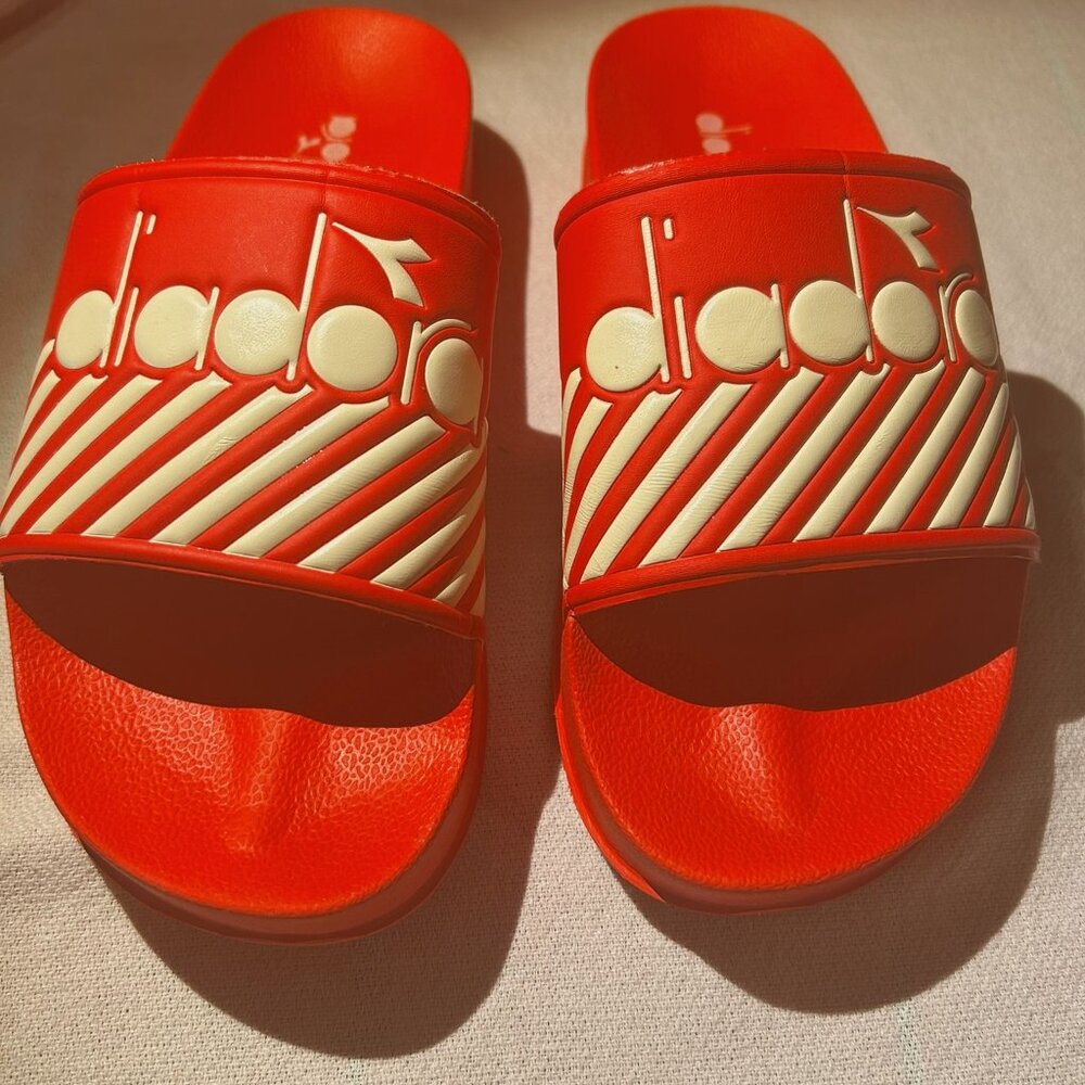 Diadroa Womens Red Sliders Summer Platform Sandals, Size 7M